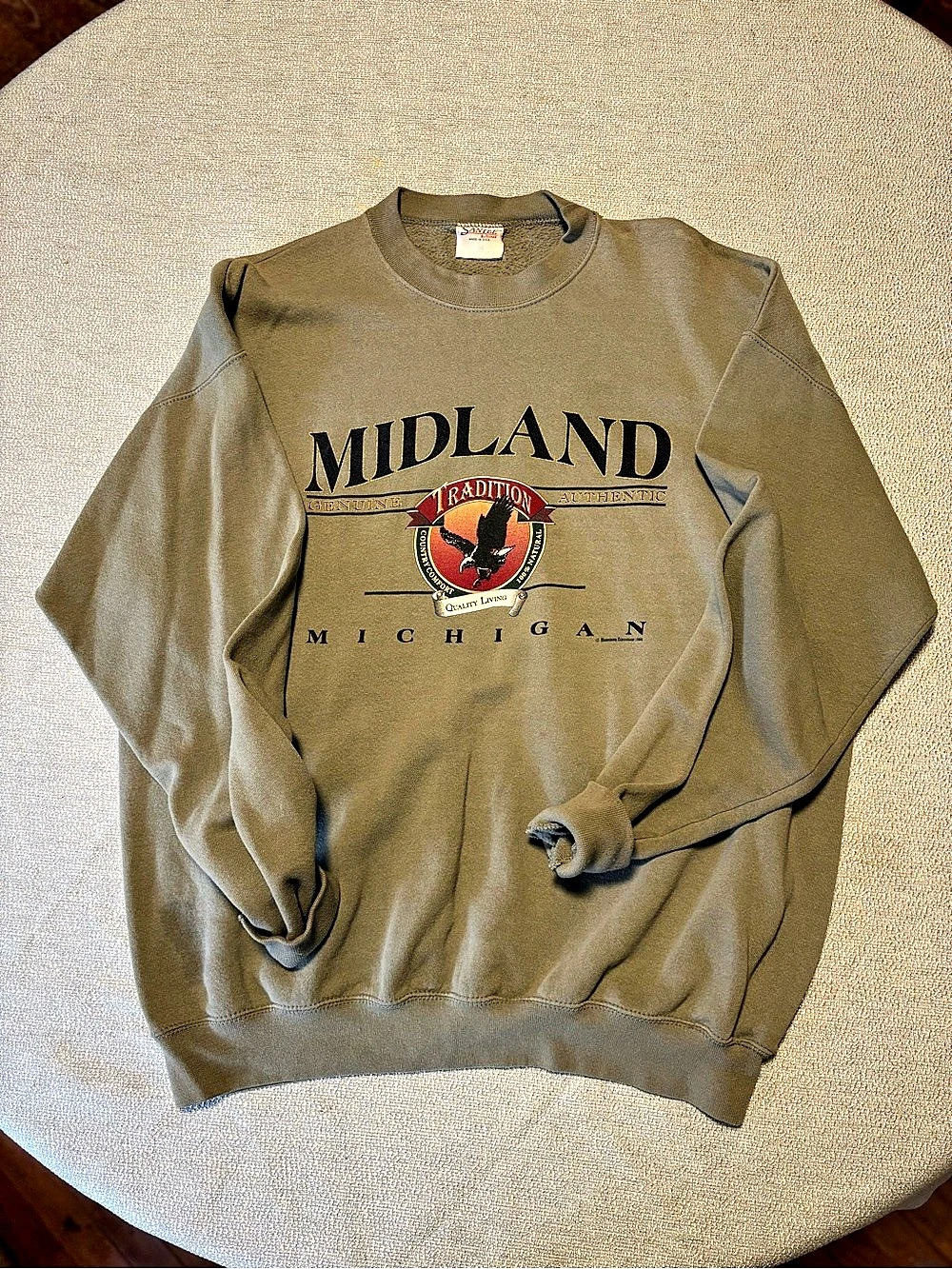 Santee by Pluma Vintage 90’s Midland Michigan Crewneck Sweatshirt